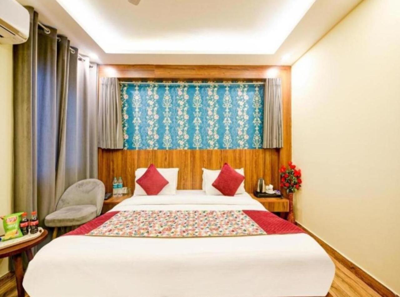 Hotel Vijaydeep Palace Near Delhi Airport Нью-Дели Экстерьер фото