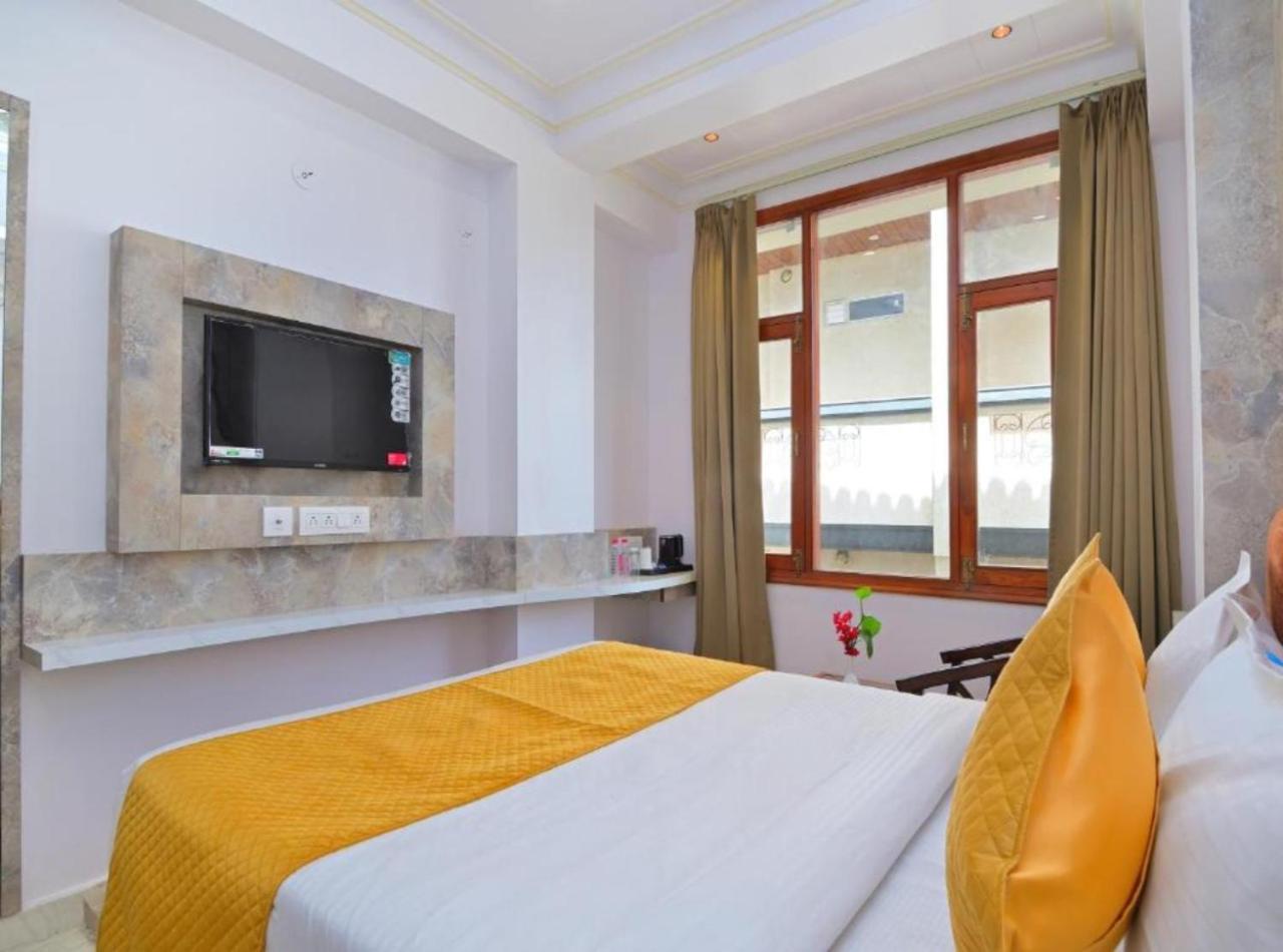 Hotel Vijaydeep Palace Near Delhi Airport Нью-Дели Экстерьер фото