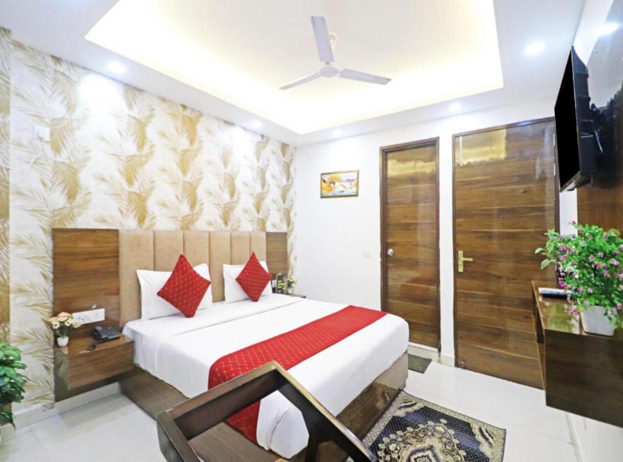 Hotel Vijaydeep Palace Near Delhi Airport Нью-Дели Экстерьер фото